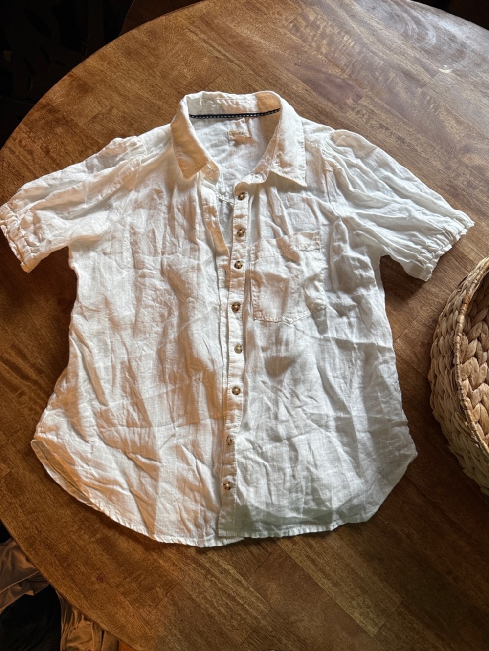 Pilcro White Short-Sleeve Button-Down Shirt